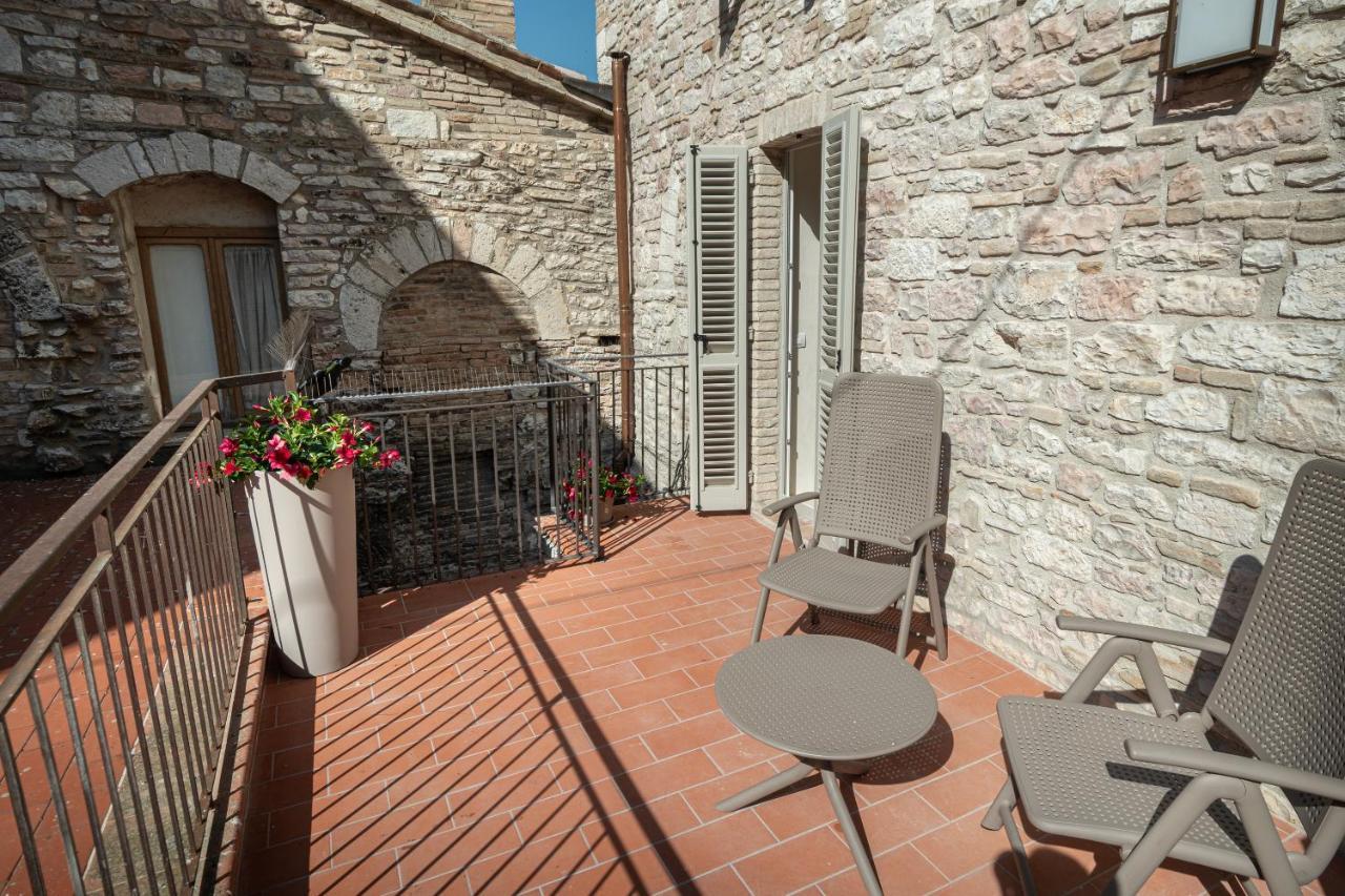 Xenios Assisi Villa Eksteriør bilde
